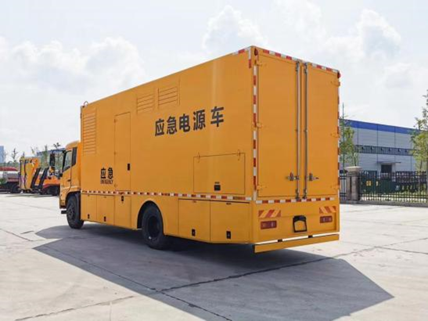 東風天錦電源車500KW