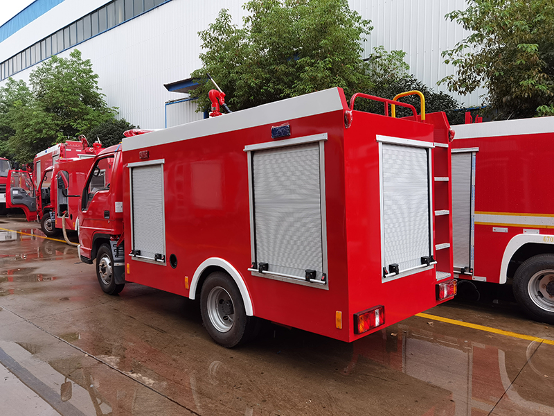 2噸微型消防水車(chē)
