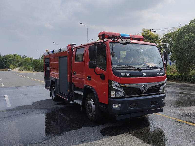 東風5噸 泡沫消防車